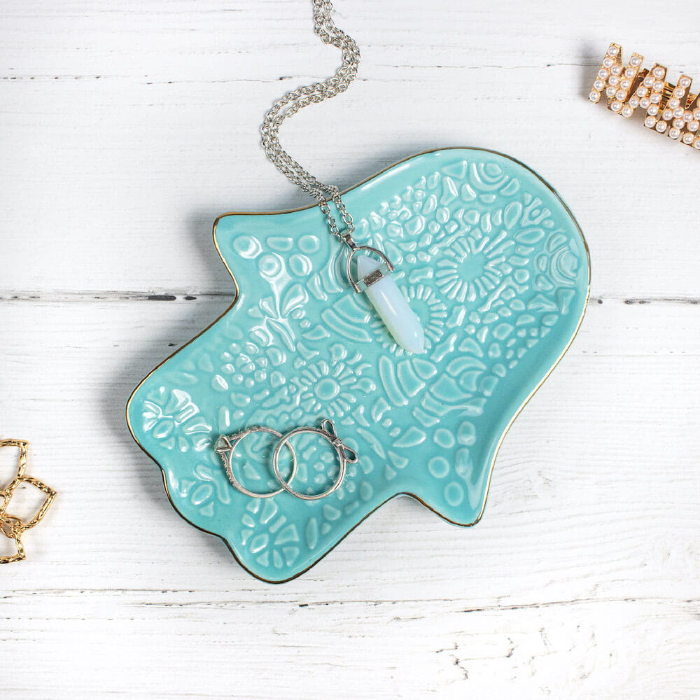 Podstawka ceramiczna na biżuterię - Hamsa